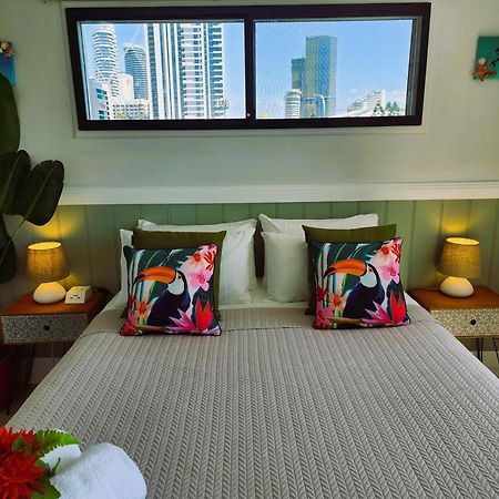 Broadbeach, Stylish Apartment Close To Everything Гоулд Коуст Екстериор снимка