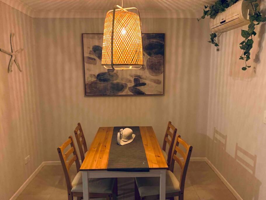 Broadbeach, Stylish Apartment Close To Everything Гоулд Коуст Екстериор снимка