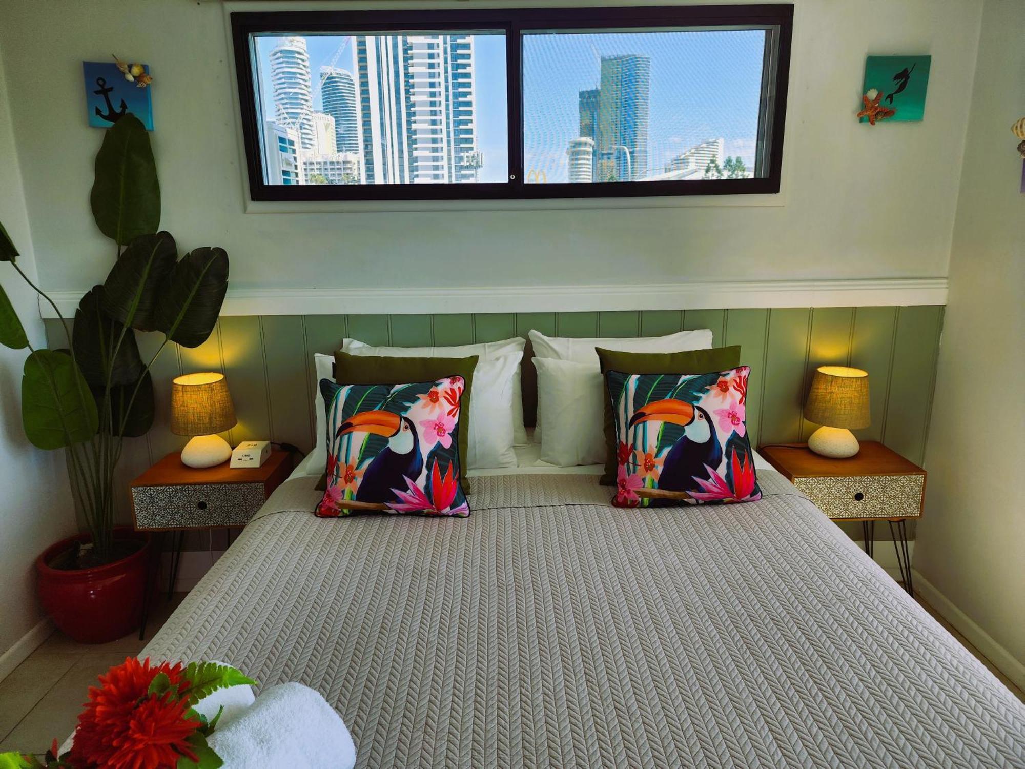 Broadbeach, Stylish Apartment Close To Everything Гоулд Коуст Екстериор снимка