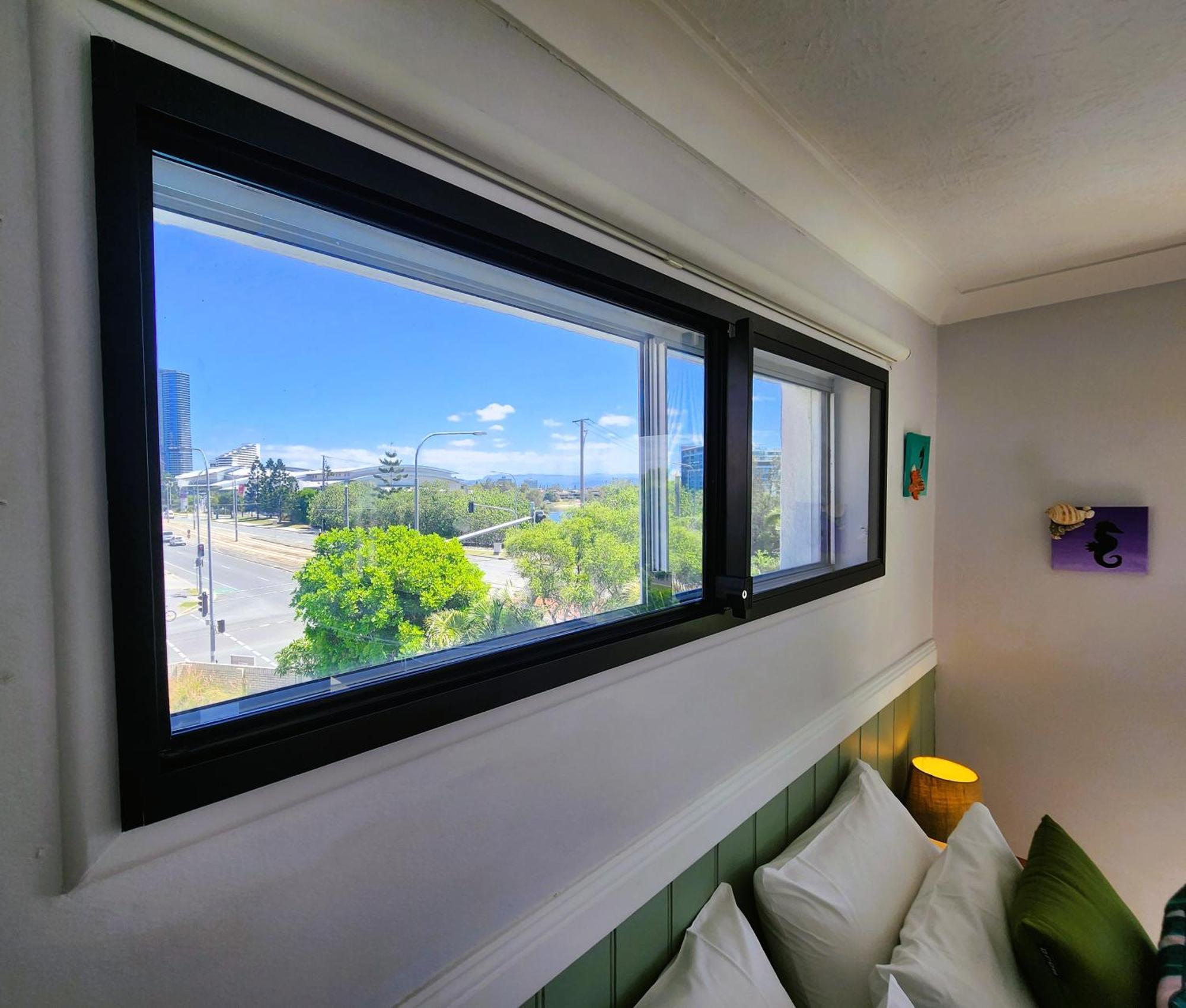 Broadbeach, Stylish Apartment Close To Everything Гоулд Коуст Екстериор снимка