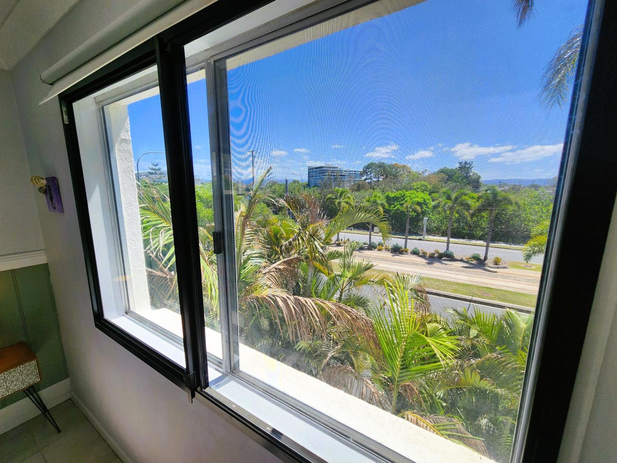 Broadbeach, Stylish Apartment Close To Everything Гоулд Коуст Екстериор снимка